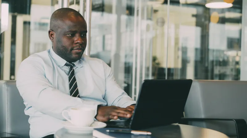 High Performers, Open Tabs: Understanding Why Your Most Valuable Employees Are Always Half Out the Door